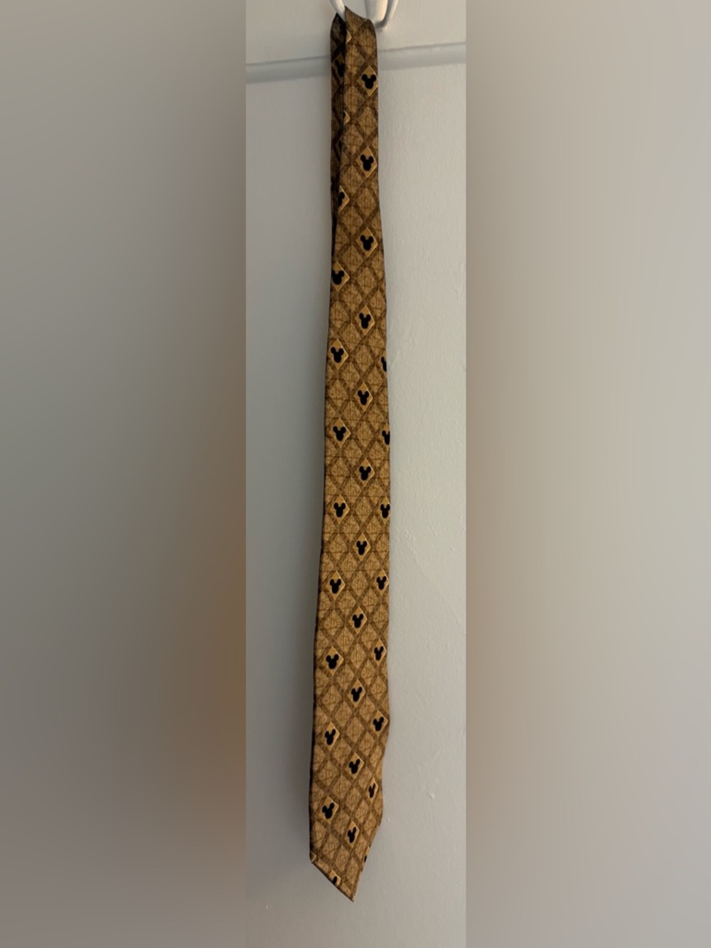 Walt Disney World 100% Silk Vintage Mickey Mouse Tie